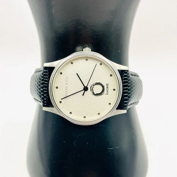 ❌SOLD❌ Tiffany And Co Lucent 33mm Swiss Made Unisex Watch - New Battery - Picture 10 of 16